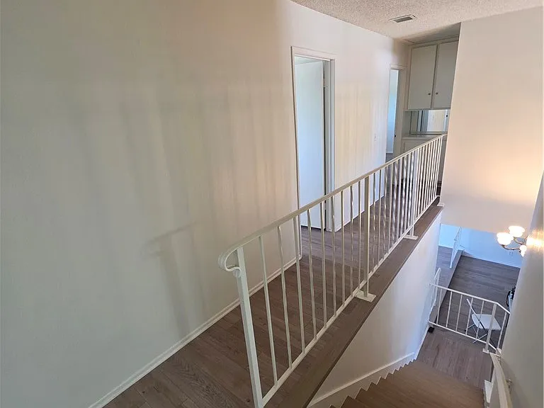 1528 Coolcrest Ave — Photo 14