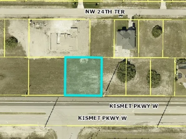 1229 Kismet Pkwy W, Cape Coral, FL 33993