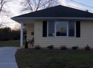 16 Bear Mountain Ct, Toms River, NJ 08753