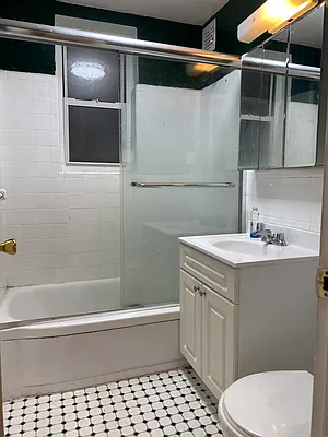 Rented by null | media 14