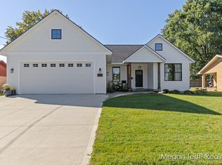 4126 Omaha St SW, Grandville, MI 49418