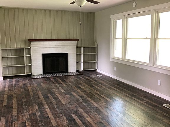 4th image of 2367 Skyview Dr