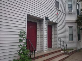 17 Aspinwall Ave APT 4, Brookline, MA 02446