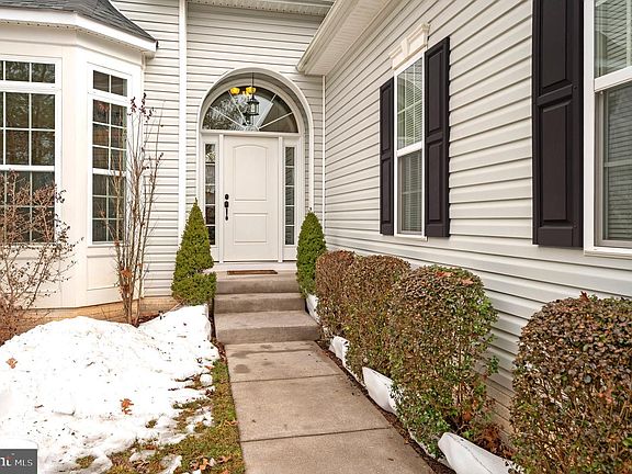 4th image of 23145 Walkers Branch Rd