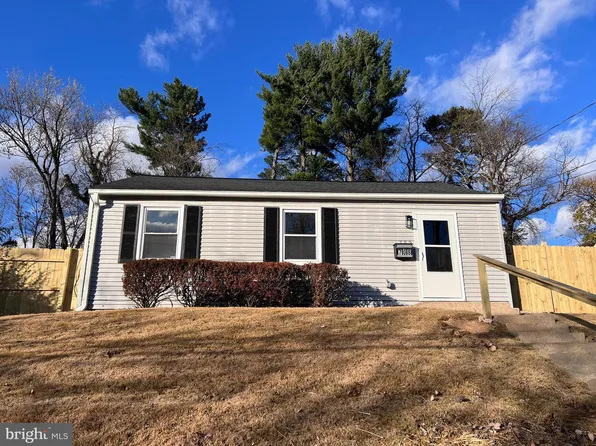 708 Crabb Ave, Rockville, MD 20850