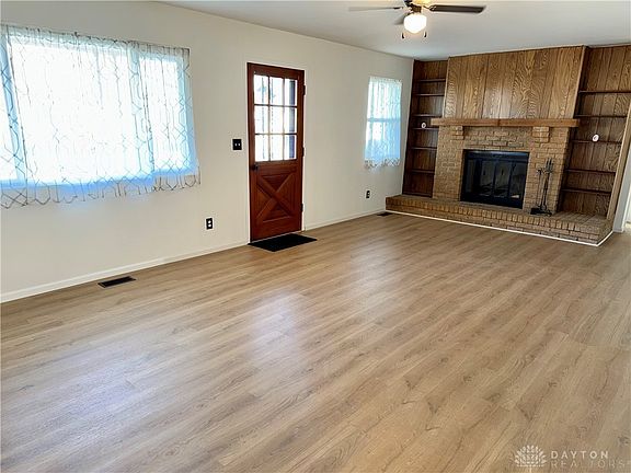 5th image of 1707 South St