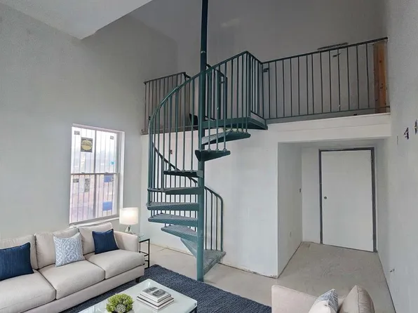 1031 E Monument St #7, Baltimore, MD 21202