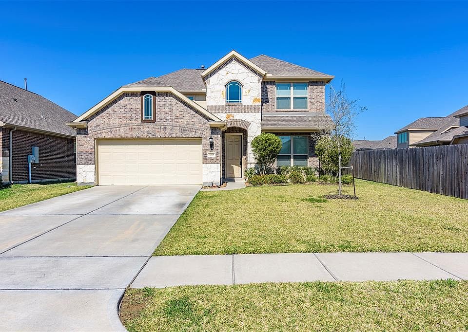 1st image of 3079 Camden Park Ln