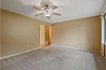 3319 Donald Ave — Photo 3