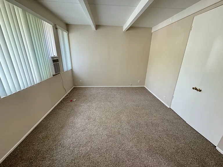 11500 Rochester Ave #11500 — Photo 44