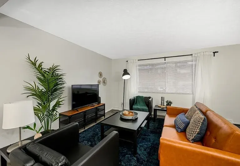 1673 Dominion Dr #1673 — Photo 2