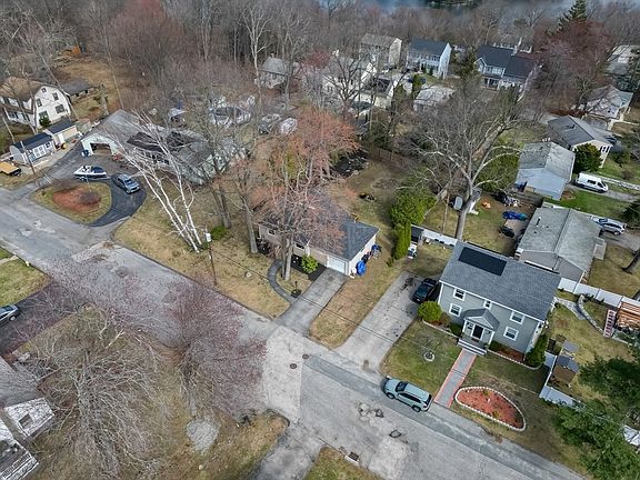 2nd image of 38 Hapgood Rd