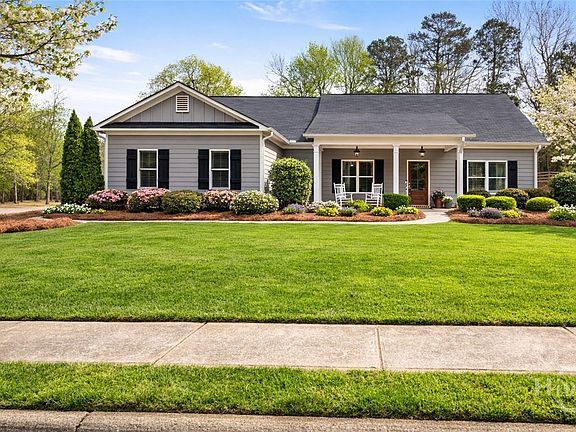 2nd image of 110 Spetchley Way