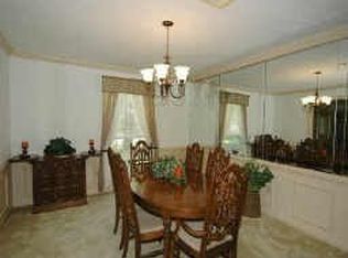 6722 Blue Hills Rd, Houston, TX 77069