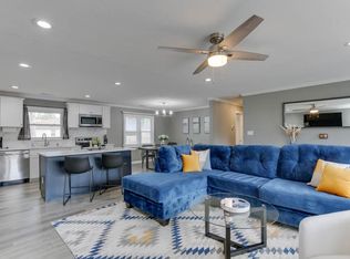 14 Ridgewood Pkwy, Newport News, VA 23608