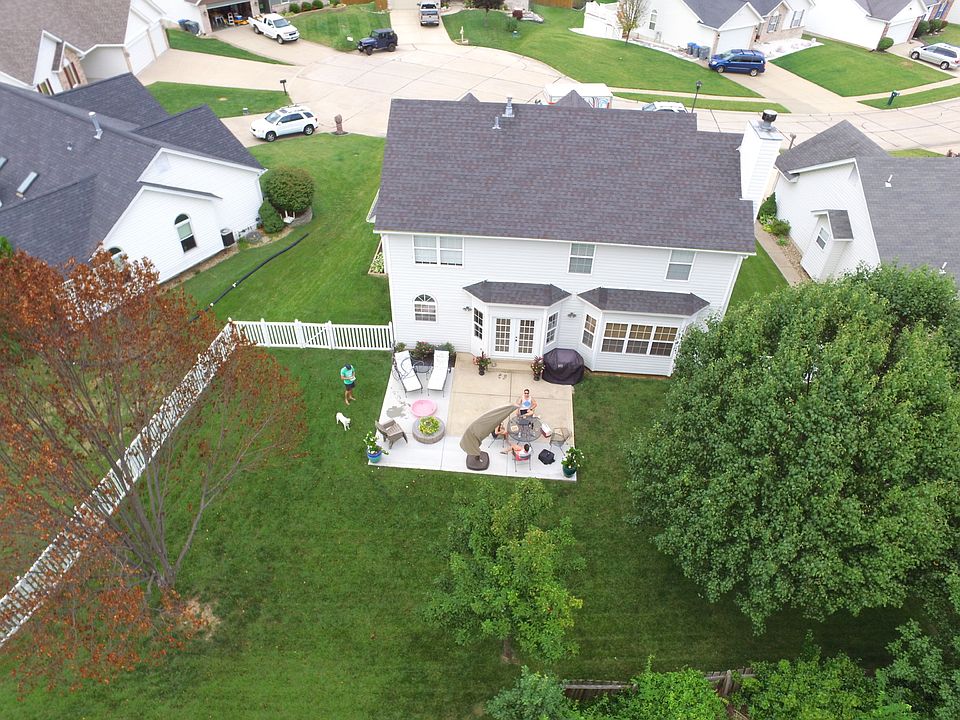 2nd image of 10 Donners Trail Ct
