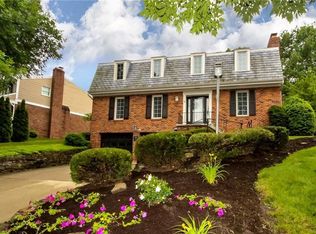 833 Ridgefield Ave, Pittsburgh, PA 15216