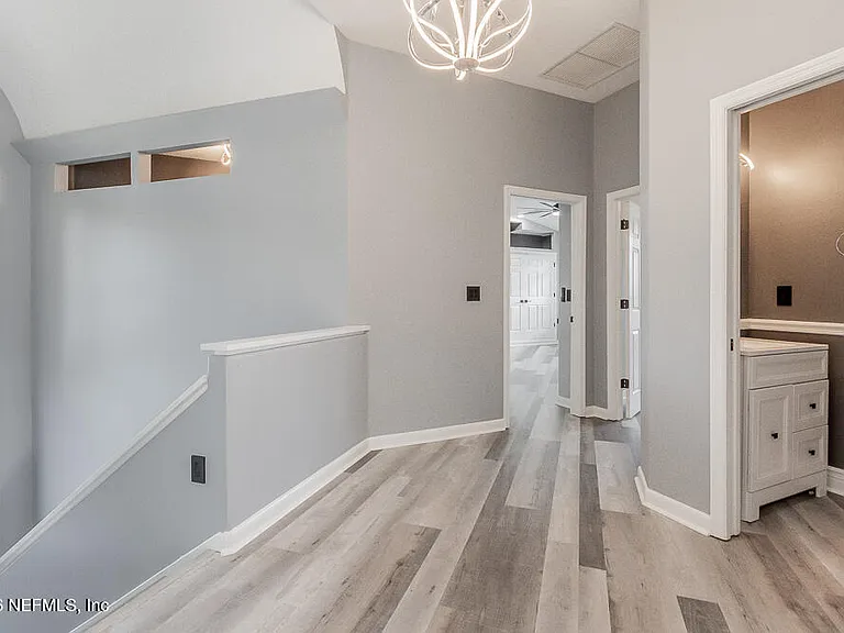 1770 Victoria Chase Ct — Photo 48