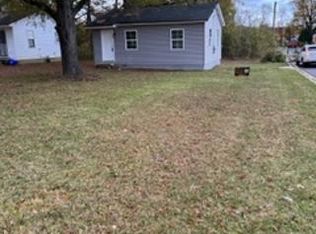 1200 New Doris St, Dalton, GA 30721