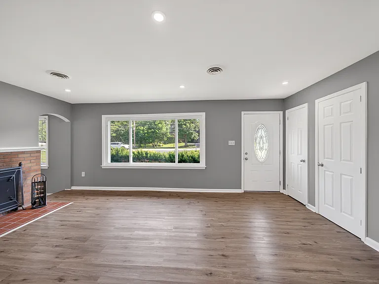 45448 Mallard St — Photo 2