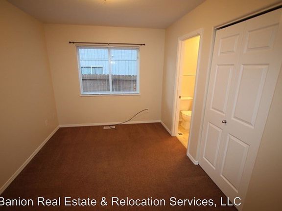 3rd image of 17418 Stonewood Pl