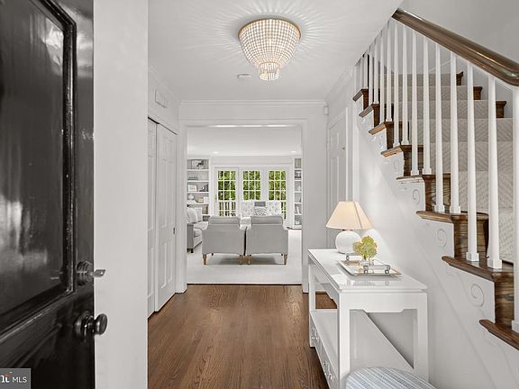 5th image of 4723 Upton St NW