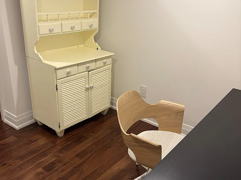 107 Princeton Gate #BASEMENT — Photo 13