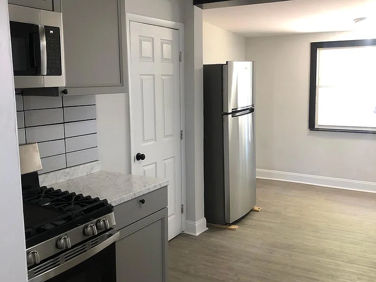 717 Wager St — Photo 9