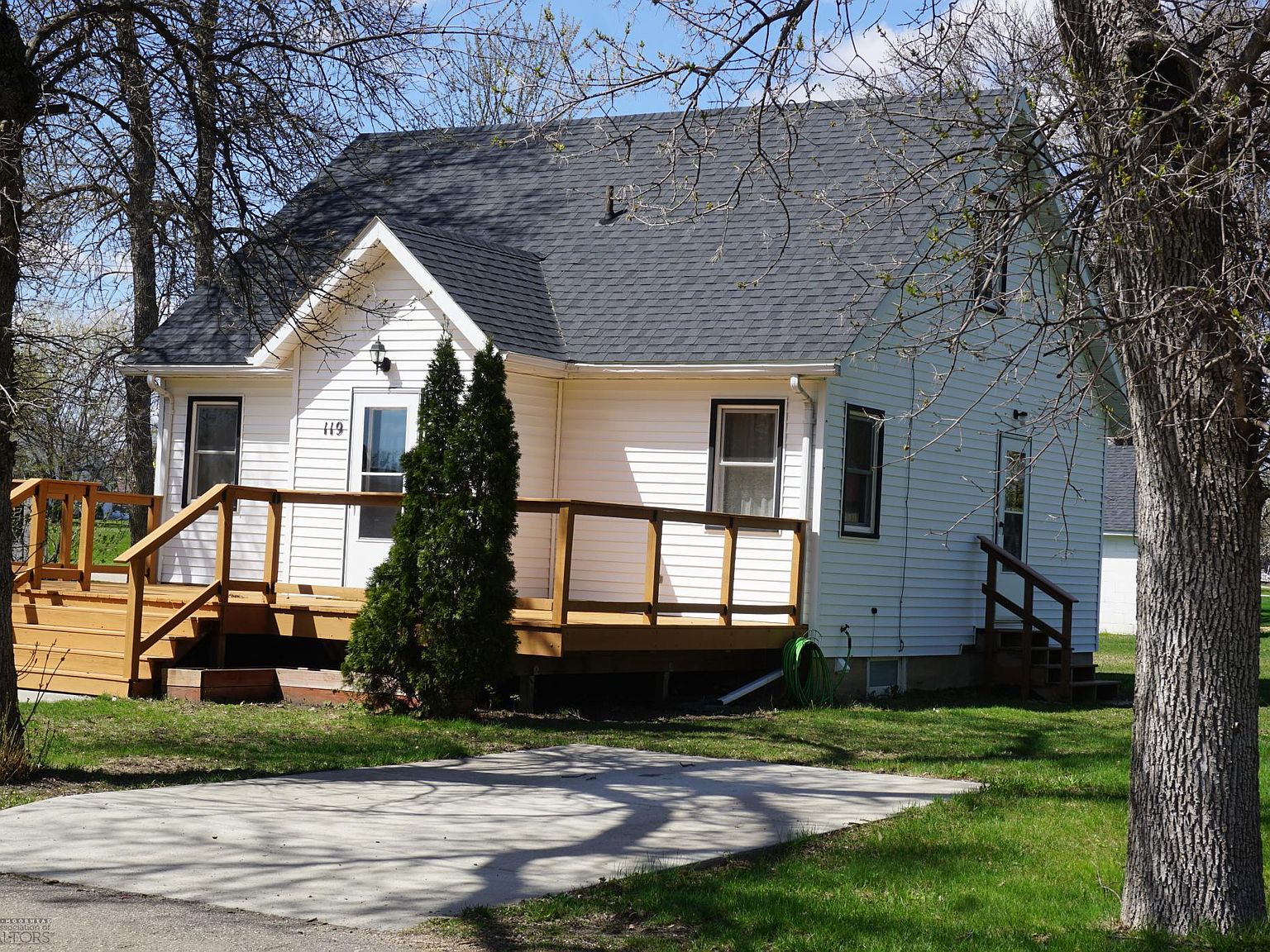 119 1st Ave SE, Rothsay, MN 56579 Zillow