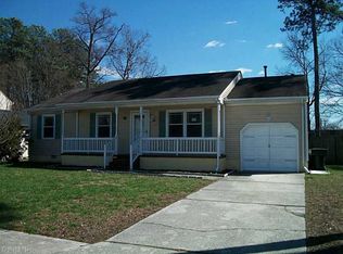 34 Manilla Ln, Hampton, VA 23669