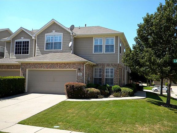 3rd image of 9829 Cambria Ct