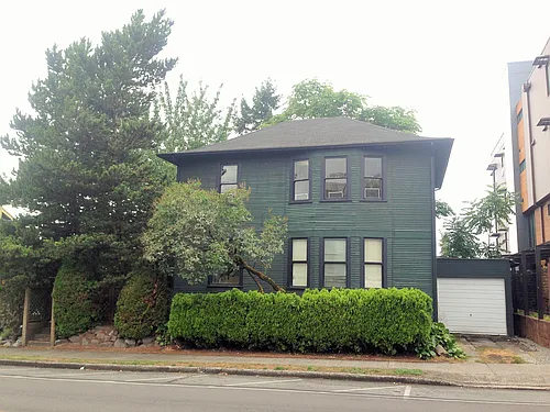 1122 E Denny Way #B Photo 1 1122 E Denny Way #B Photo 1