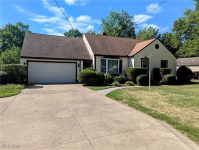 25715 Westwood Rd, Westlake, OH, 44145
