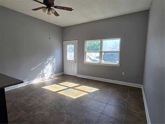 2nd image of 112 Saint Rose Ave APT A