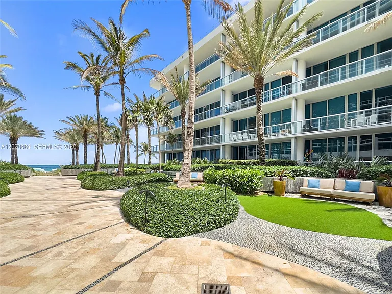 6801 Collins Ave #417 — Photo 51