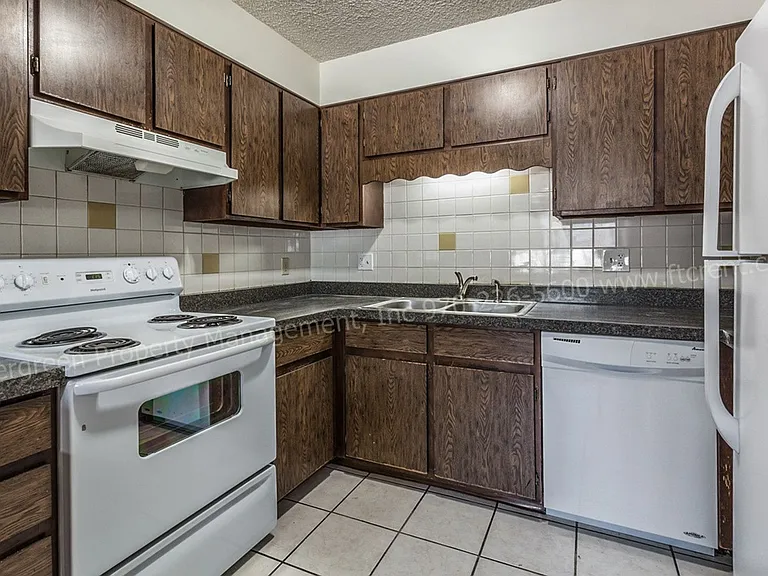 1707 & 1717 Cheyenne Ave — Photo 28