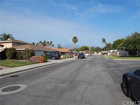 4th image of 42338 Santiago Dr