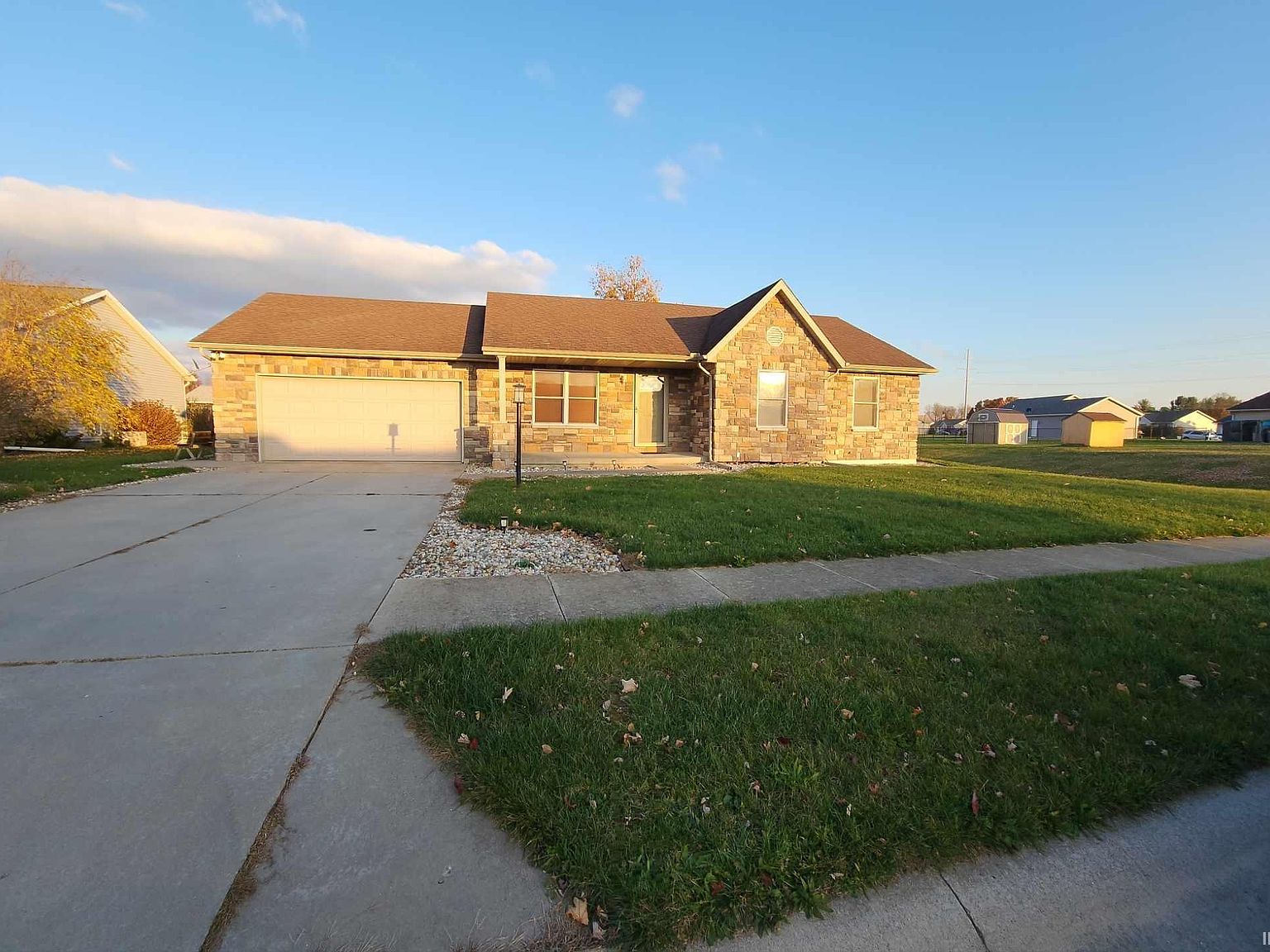1312 Red Oak Dr, Goshen, IN 46526 MLS 202341786 Zillow