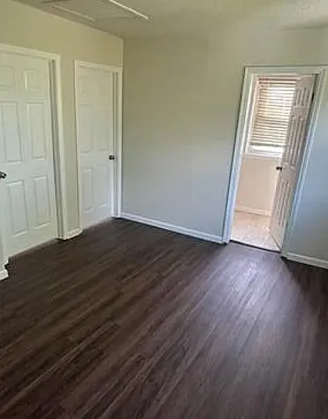 4 bed, $1,800 — Photo 4