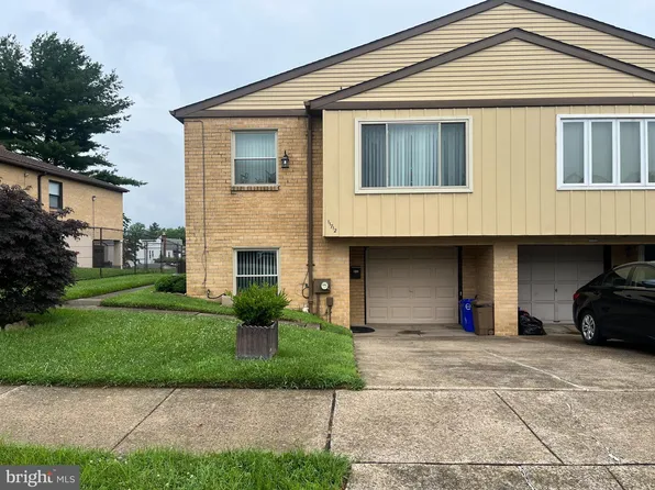 11712 Ferndale St, Philadelphia, PA 19116