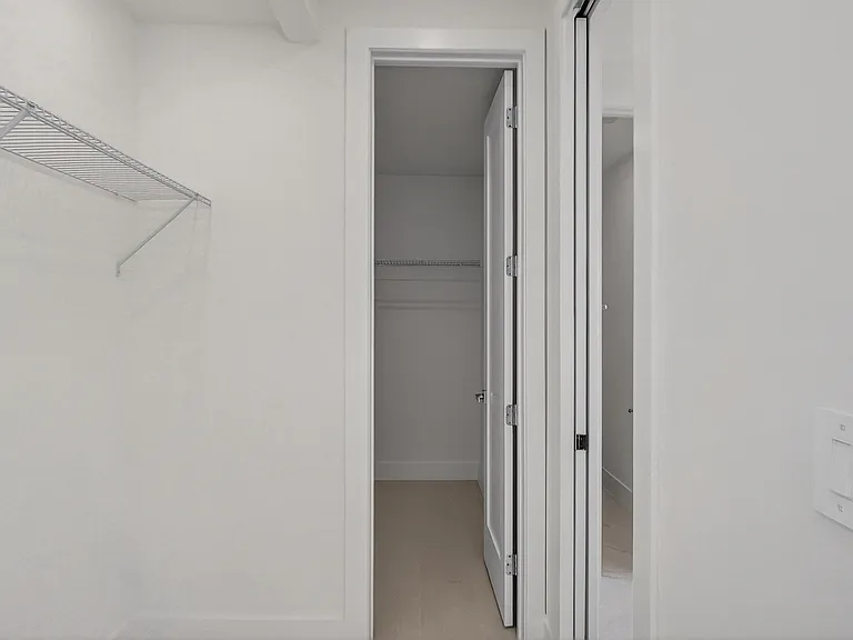 4420 SW 32nd Ave — Photo 15