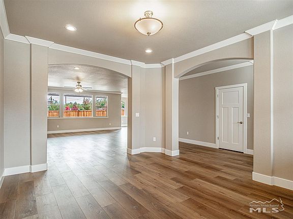 5th image of 1320 Downs Dr