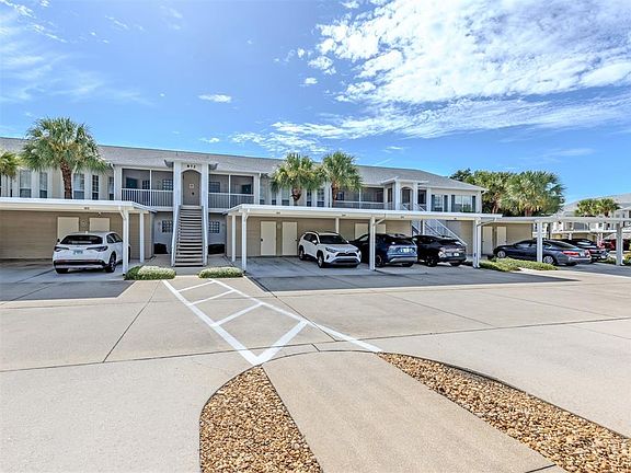 3rd image of 872 SARANAC LAKE DRIVE #106