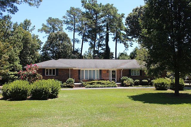 1st image of 410 Dogwood Trl