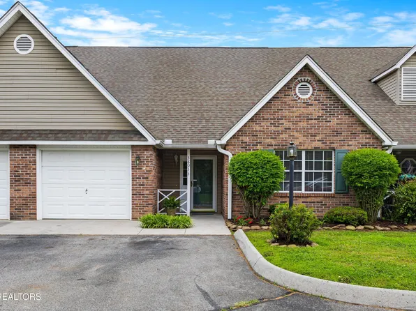 3803 Valley Creek Way, Knoxville, TN 37918