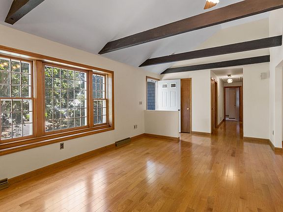 5th image of 89 Pompano Road
