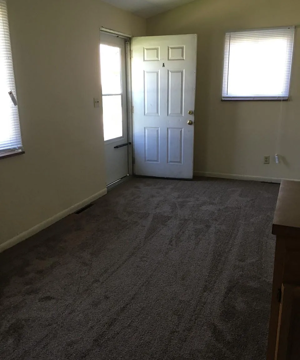 1 bed, 528 sqft, $825 — Photo 2