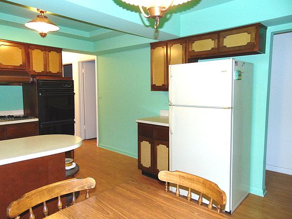 5th image of 3044 N Kolmar Ave