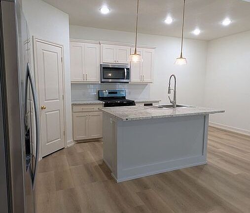 3rd image of 1311 Corpus Ave #Lo