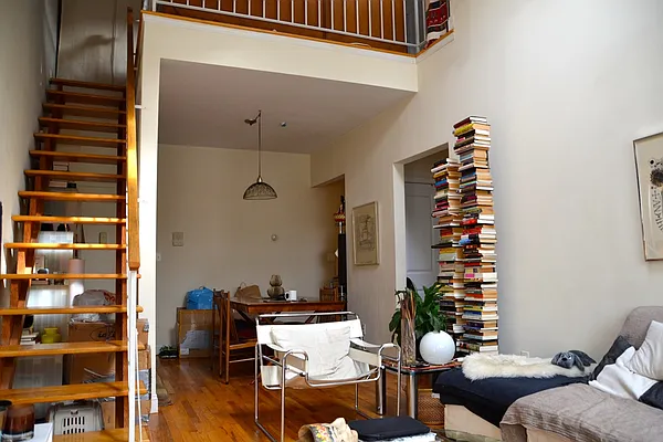 Rented by Oak Tree LLC | media 14